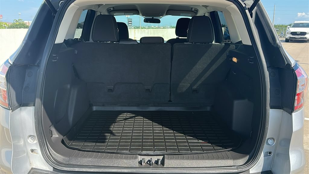 Used 2018 Ford Escape SE w/ SE Sync 3 Package FWD image 31