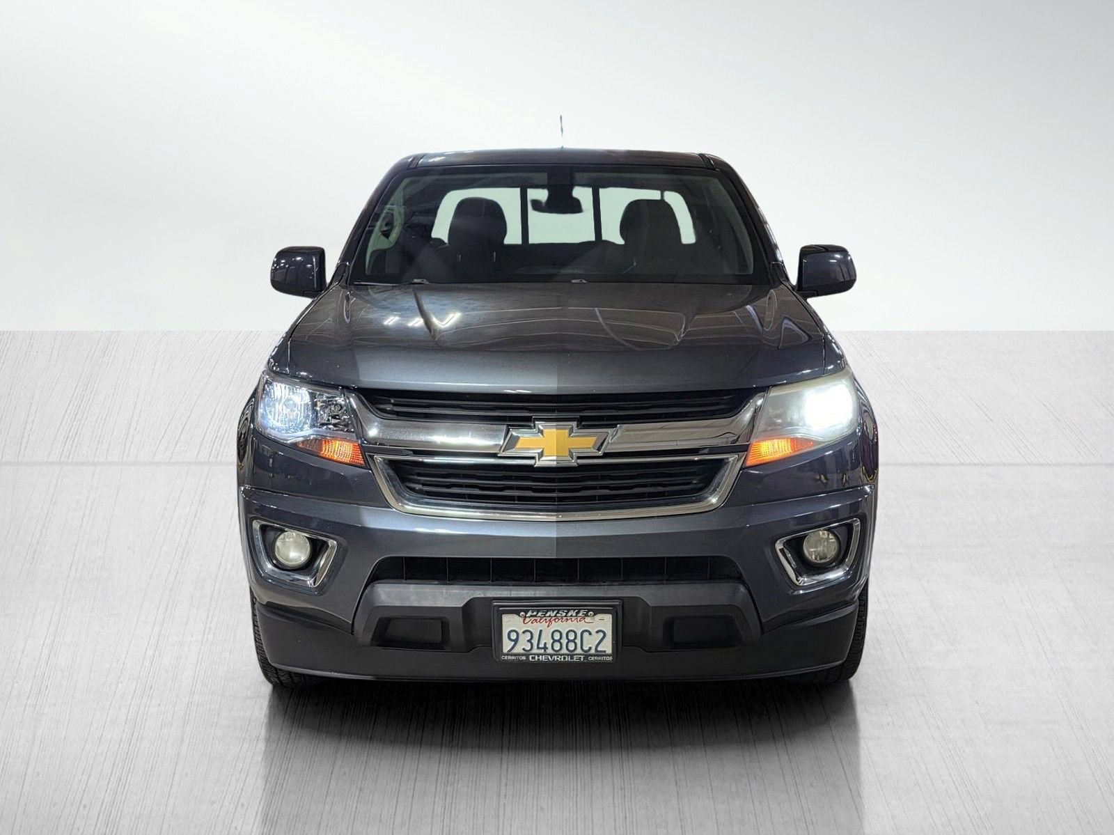 Used 2016 Chevrolet Colorado LT w/ LT Convenience Package RWD image 2