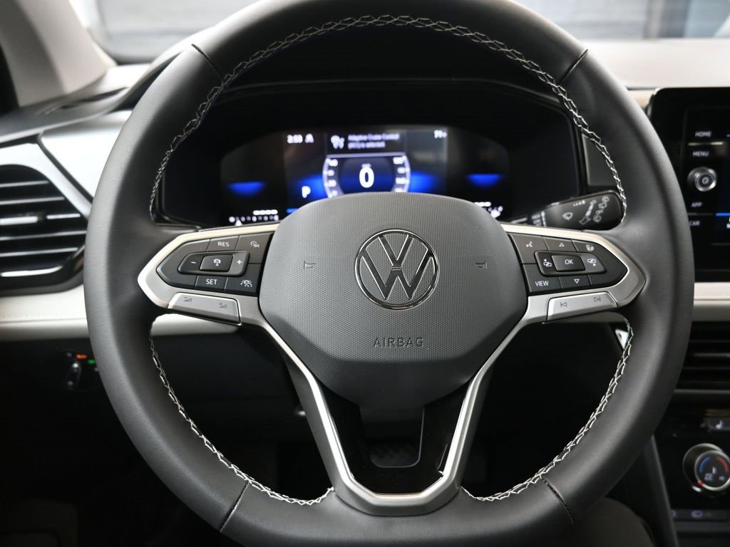 New 2025 Volkswagen Taos S image 25
