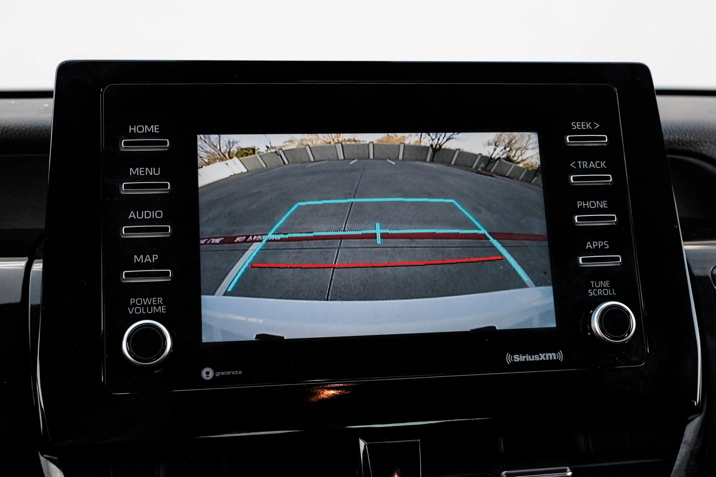 Used 2024 Toyota Camry SE image 28