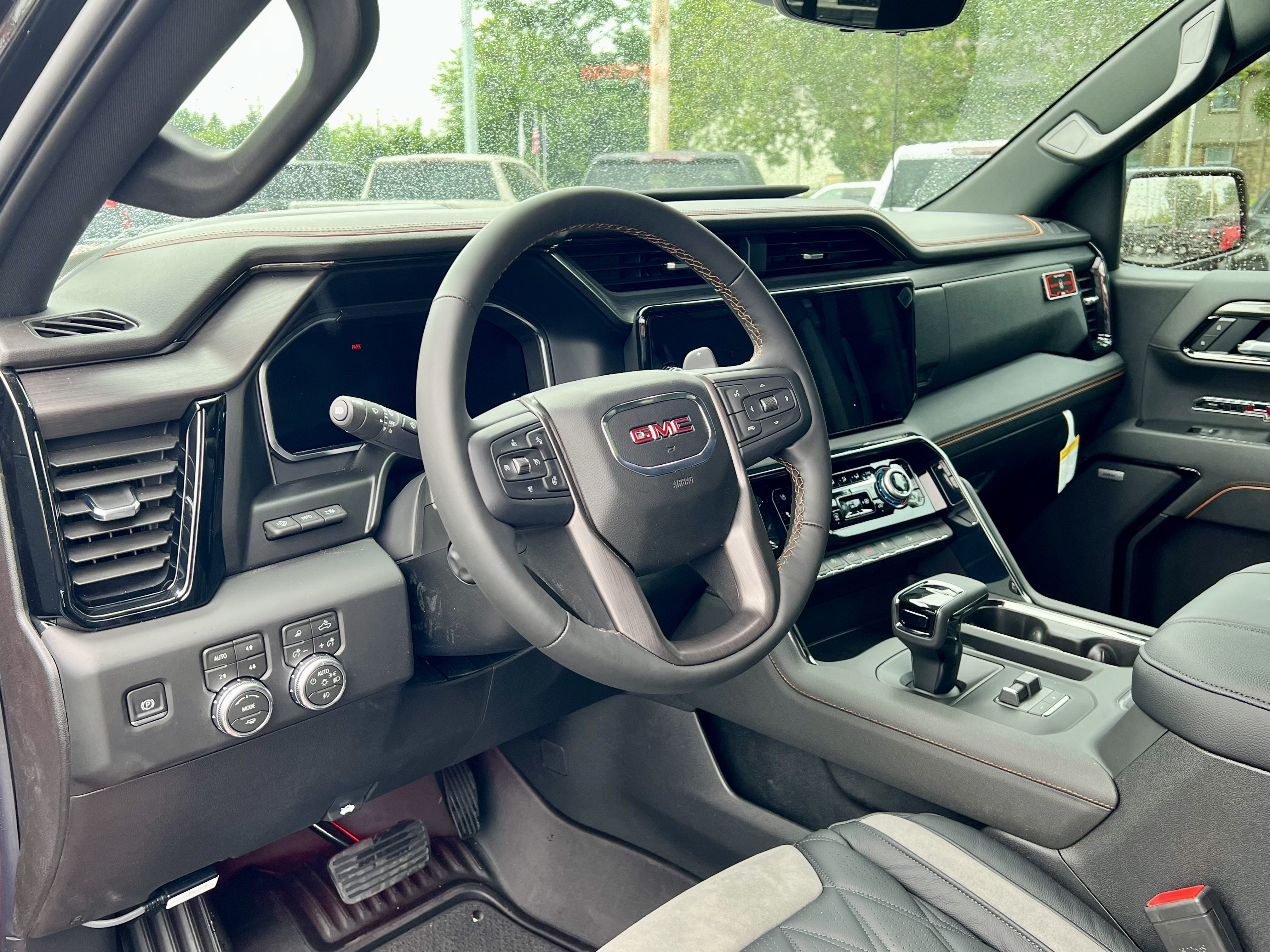 New 2026 GMC Sierra 1500 AT4 w/ AT4 Premium Package AWD/4WD image 17