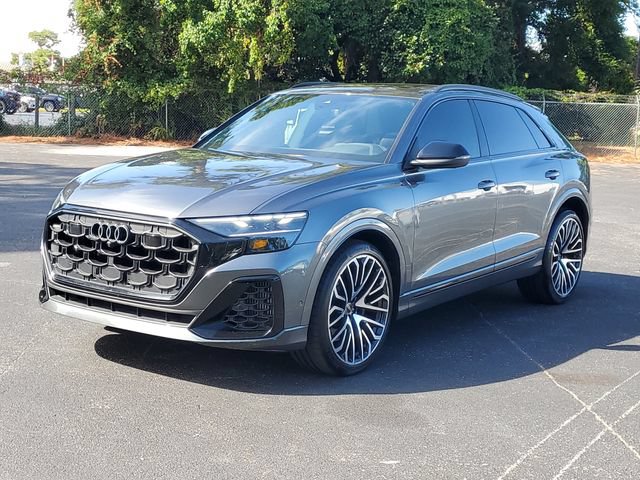 Used 2025 Audi SQ8 Premium Plus AWD/4WD image 3