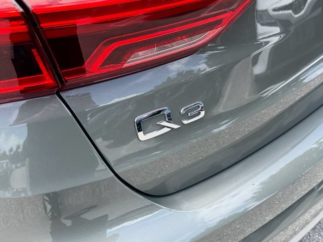 Used 2020 Audi Q3 2.0T Premium Plus AWD/4WD image 16