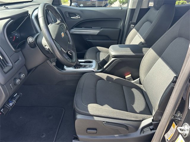 Used 2022 Chevrolet Colorado LT w/ LT Convenience Package image 9
