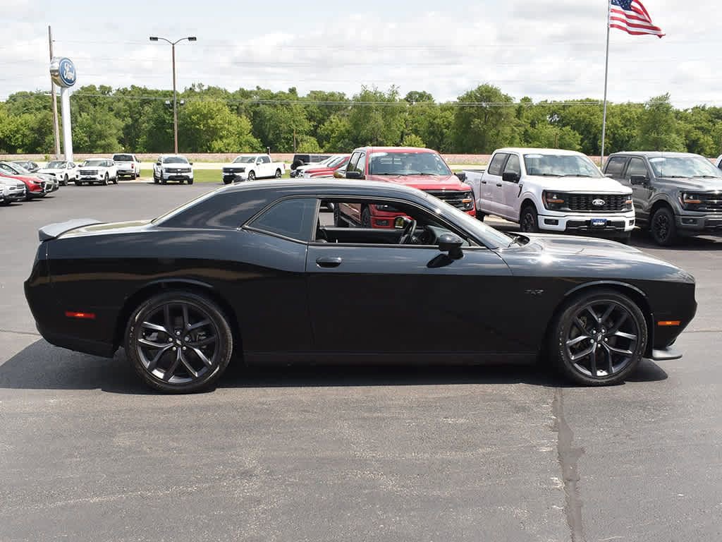 Used 2023 Dodge Challenger R/T w/ Plus Package image 14