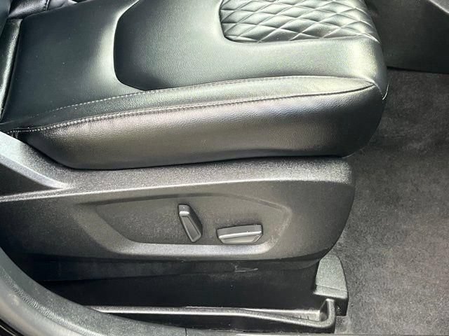 Used 2023 Ford Edge Titanium AWD/4WD image 24