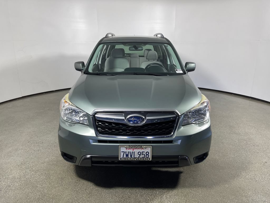 Used 2016 Subaru Forester 2.5i Premium w/ All-Weather Package AWD/4WD image 8