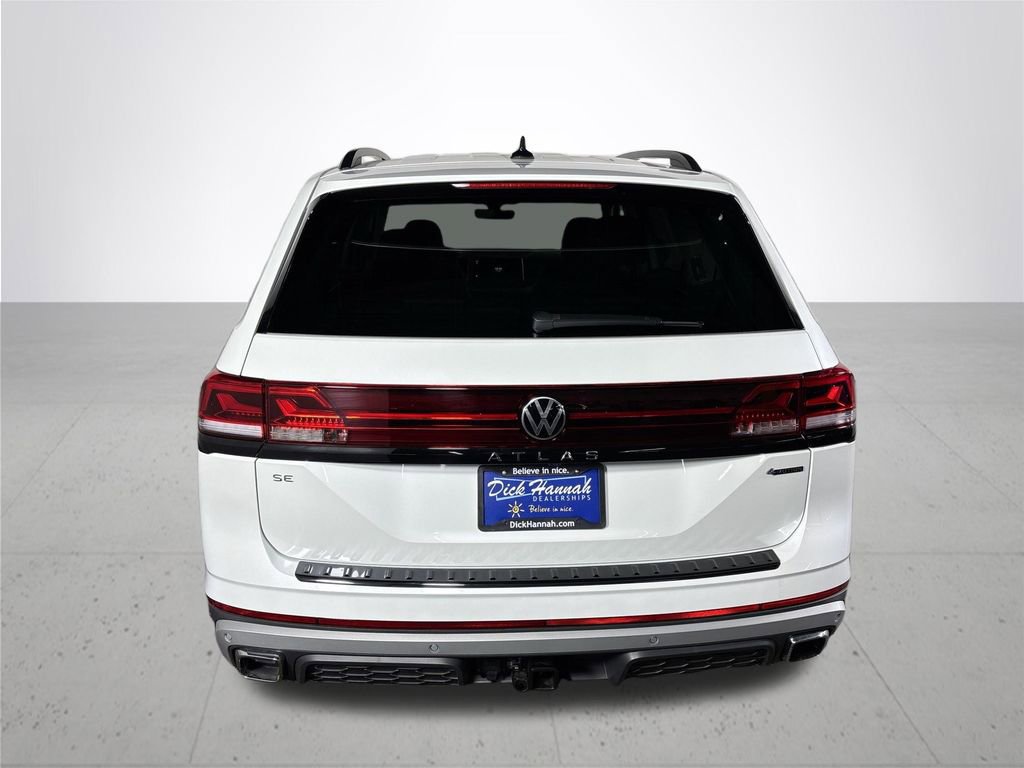 New 2026 Volkswagen Atlas Peak Edition AWD/4WD image 7