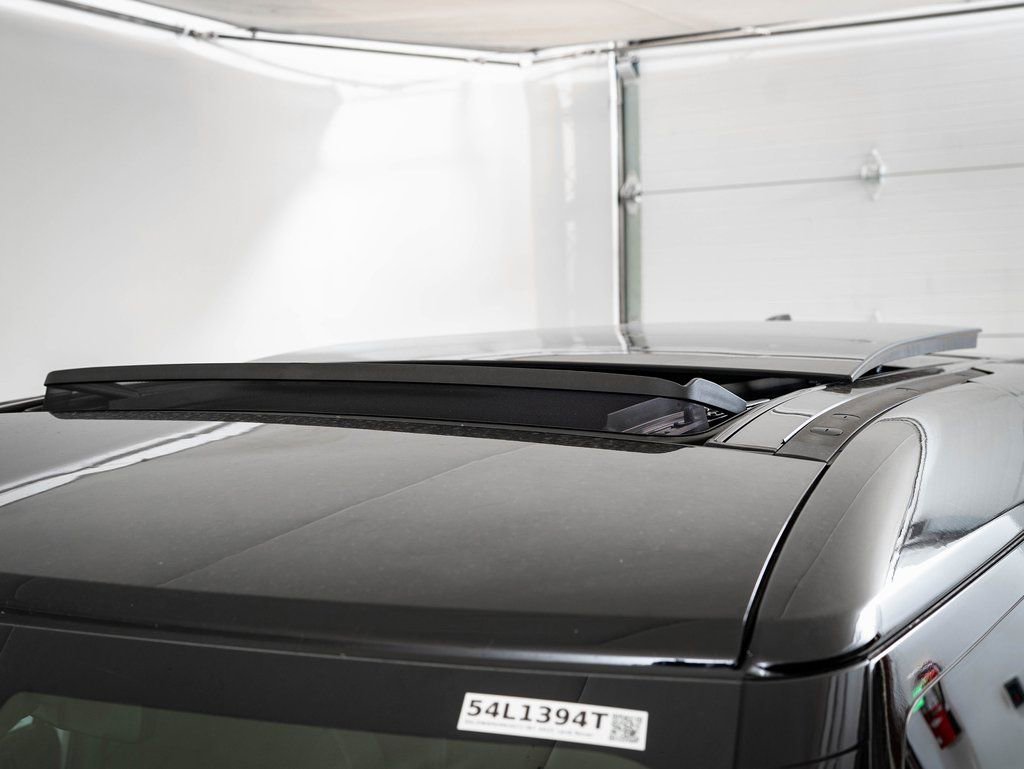 Used 2022 Land Rover Defender 90 V8 image 14