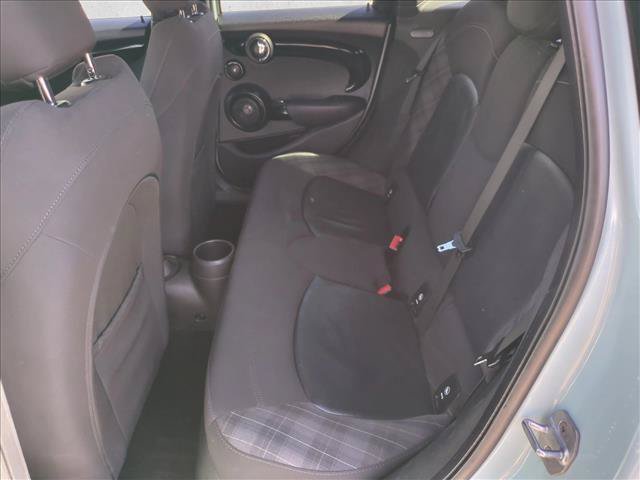 Used 2019 MINI Cooper S w/ Signature Upholstery Package FWD image 17