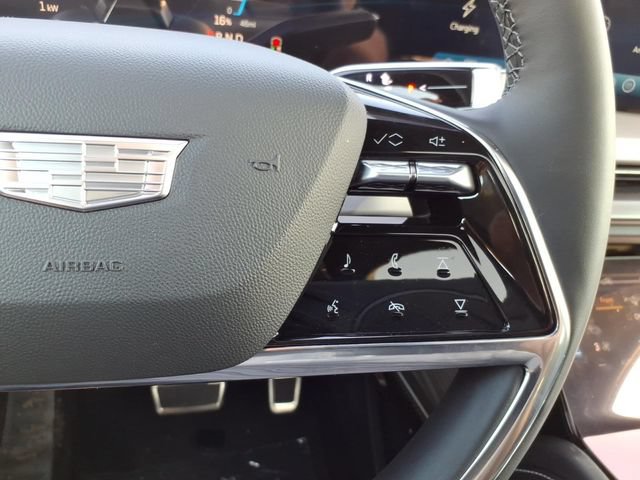 New 2027 Cadillac Vistiq Luxury AWD/4WD image 35