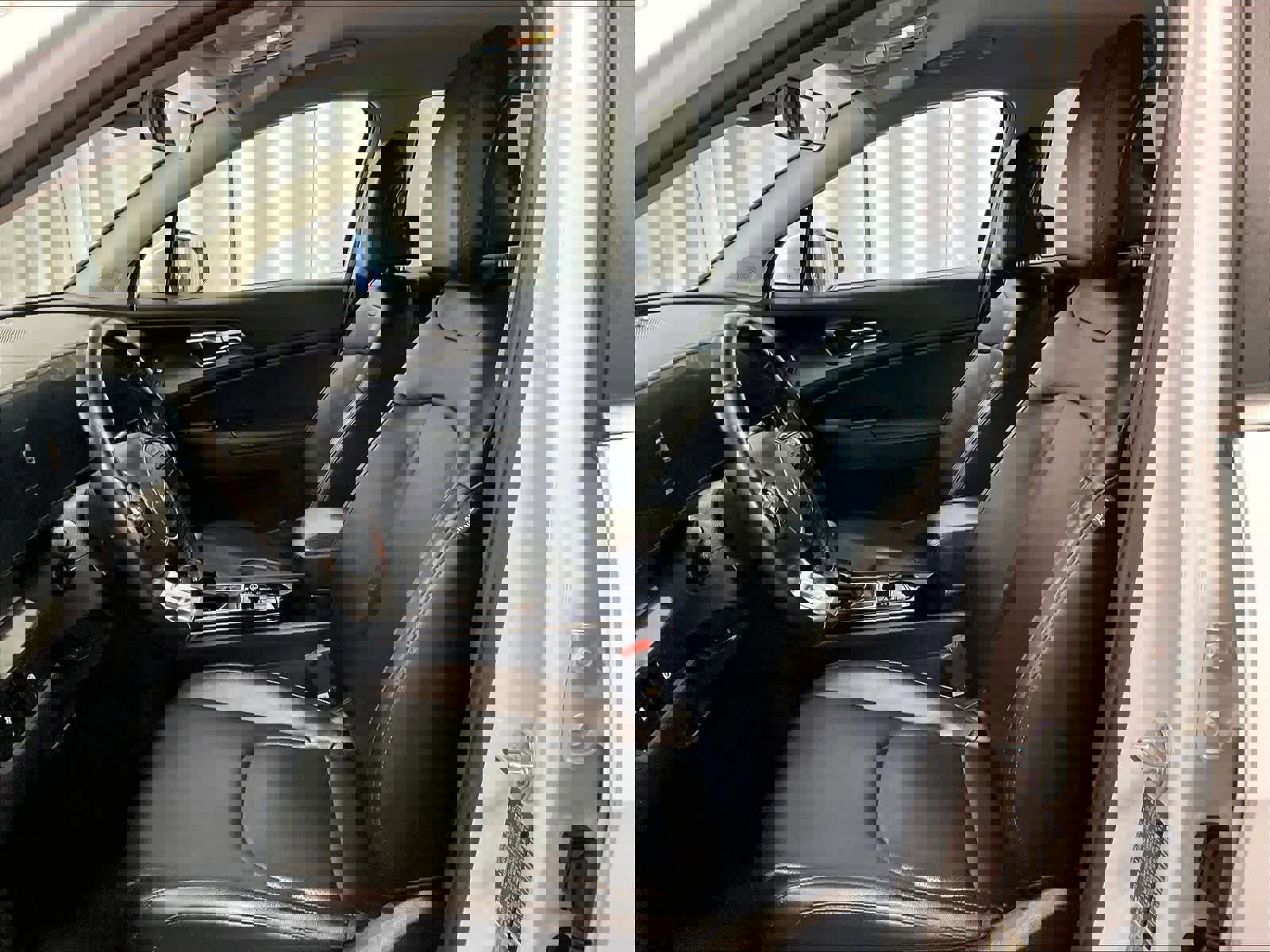 Used 2023 Kia Sportage EX AWD/4WD image 10