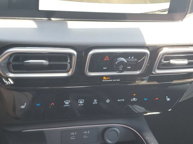 New 2026 Nissan Sentra SR w/ SR All Weather Package FWD image 30