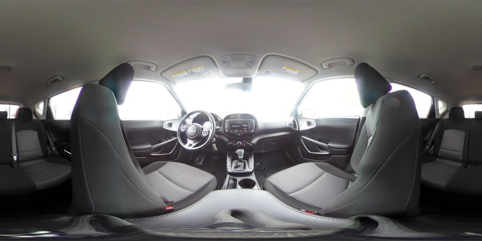 Used 2025 Kia Soul LX w/ LX Technology Package image 38