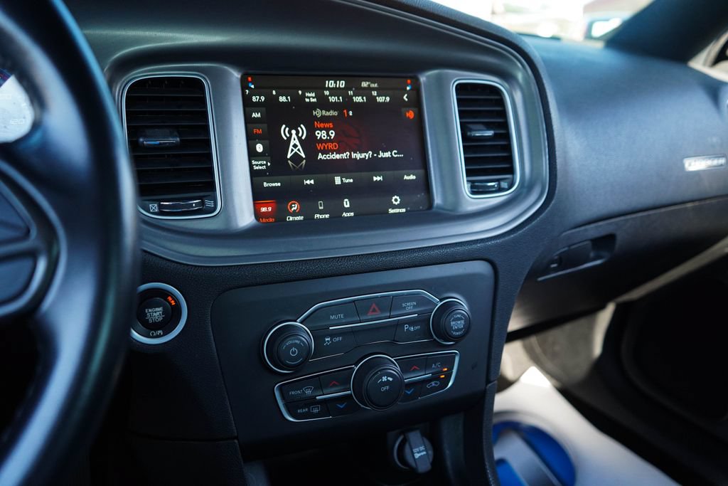 Used 2023 Dodge Charger SXT RWD image 7