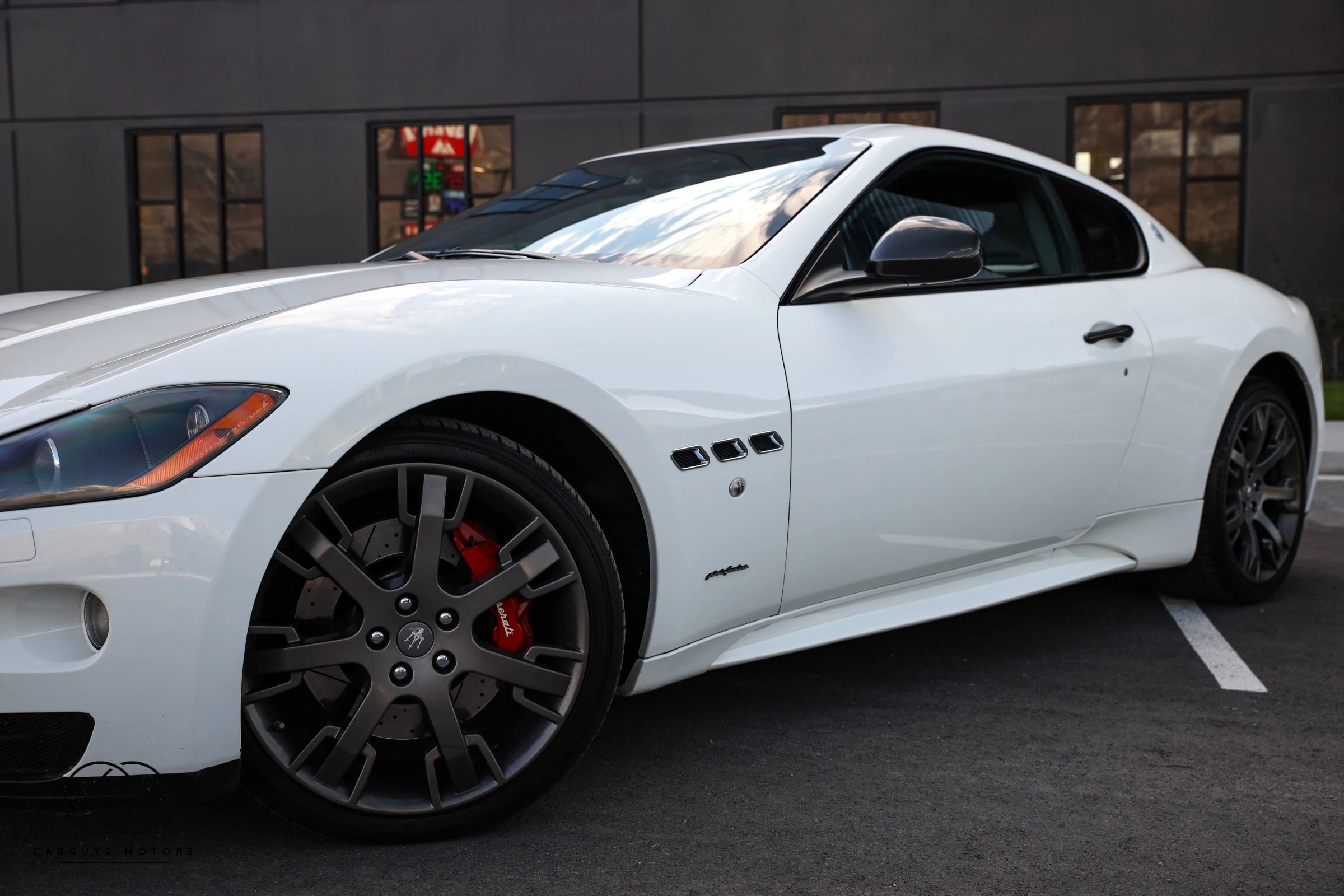 Used 2012 Maserati GranTurismo S image 7