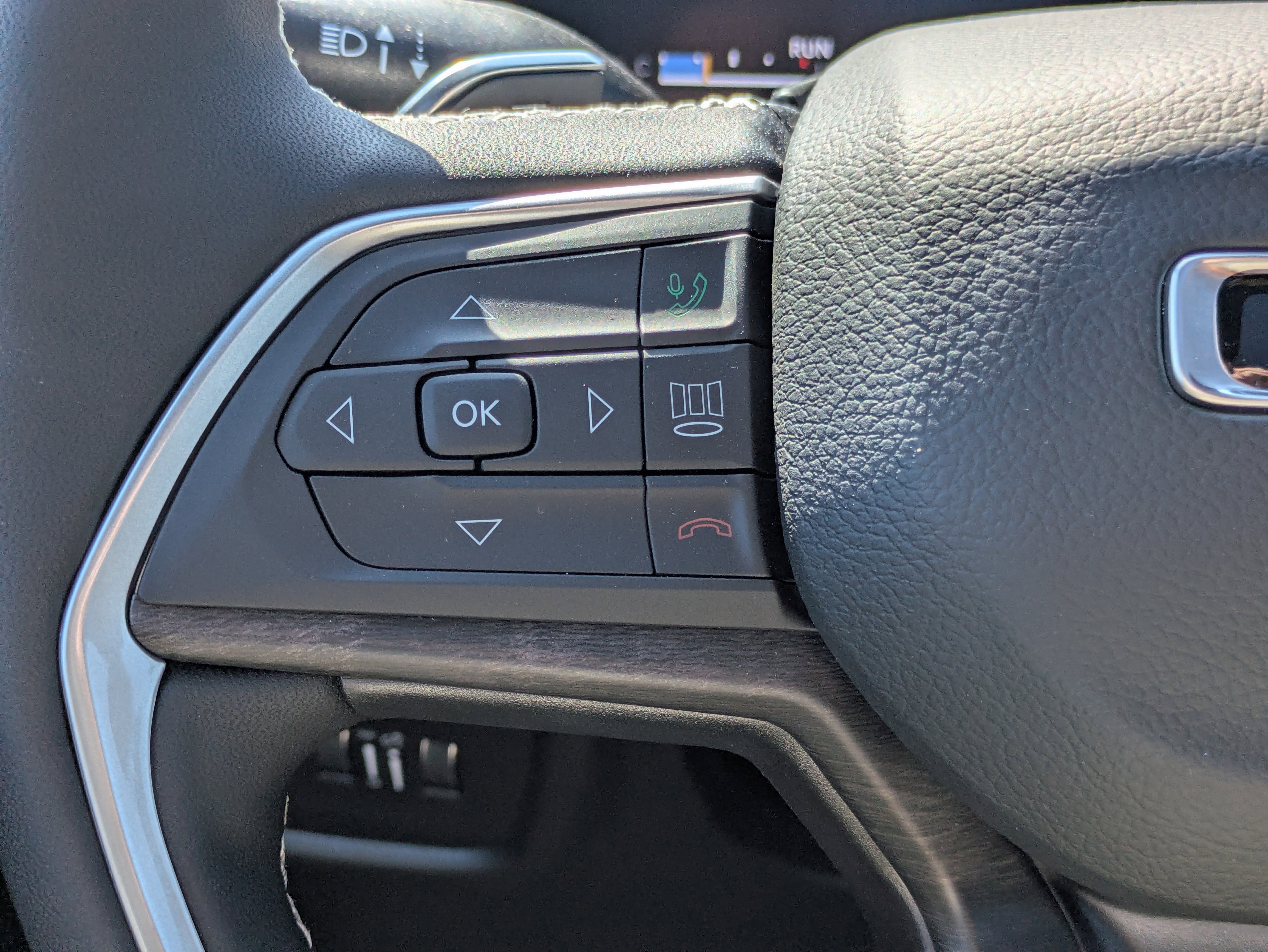 New 2026 Jeep Grand Cherokee Limited RWD image 20