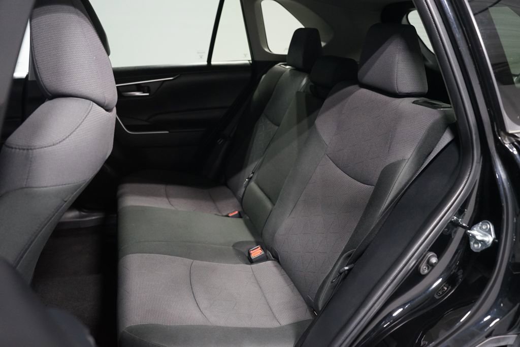 Certified 2025 Toyota RAV4 XLE AWD/4WD image 29
