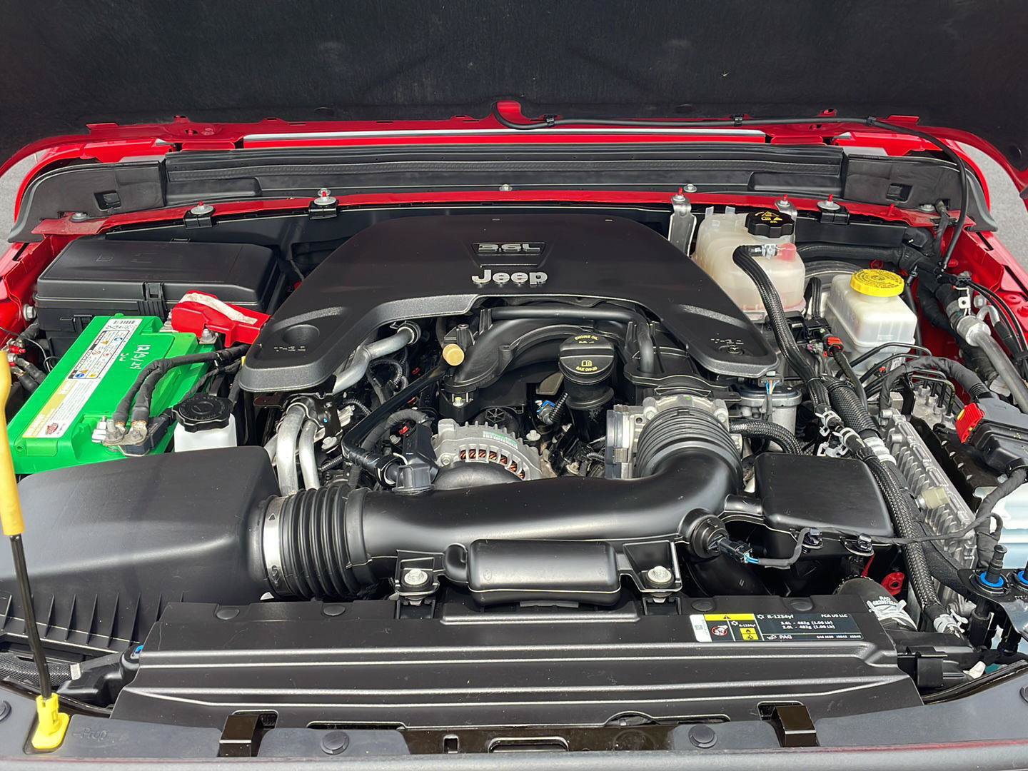 Used 2019 Jeep Wrangler Sport AWD/4WD image 9