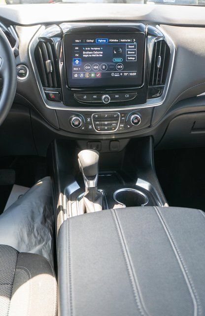 Used 2023 Chevrolet Traverse LT AWD/4WD image 16
