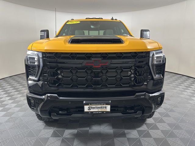 New 2025 Chevrolet Silverado 2500 ZR2 w/ Technology Package image 8