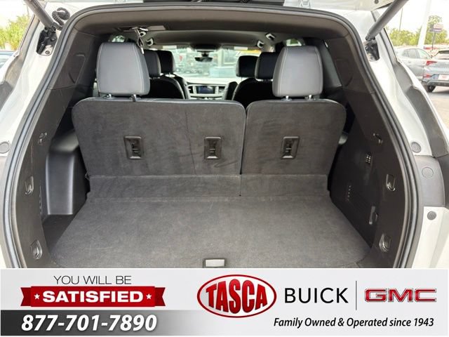 Used 2022 Buick Enclave Premium AWD/4WD image 21