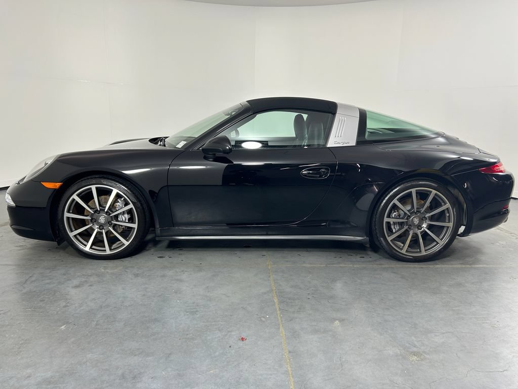 Certified 2016 Porsche 911 Targa 4 AWD/4WD image 2