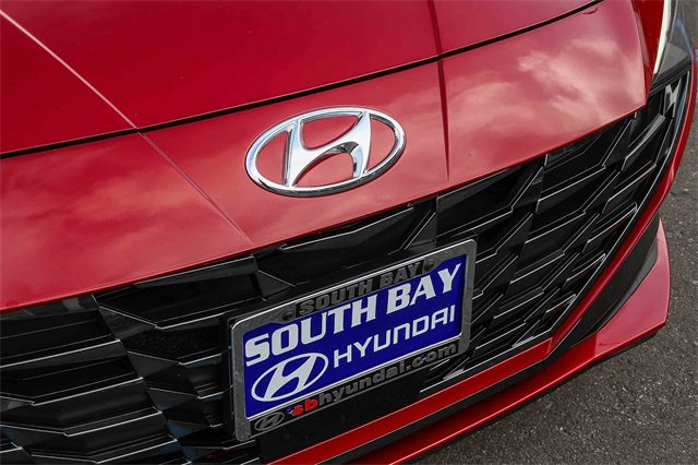 Certified 2023 Hyundai Elantra Limited image 11