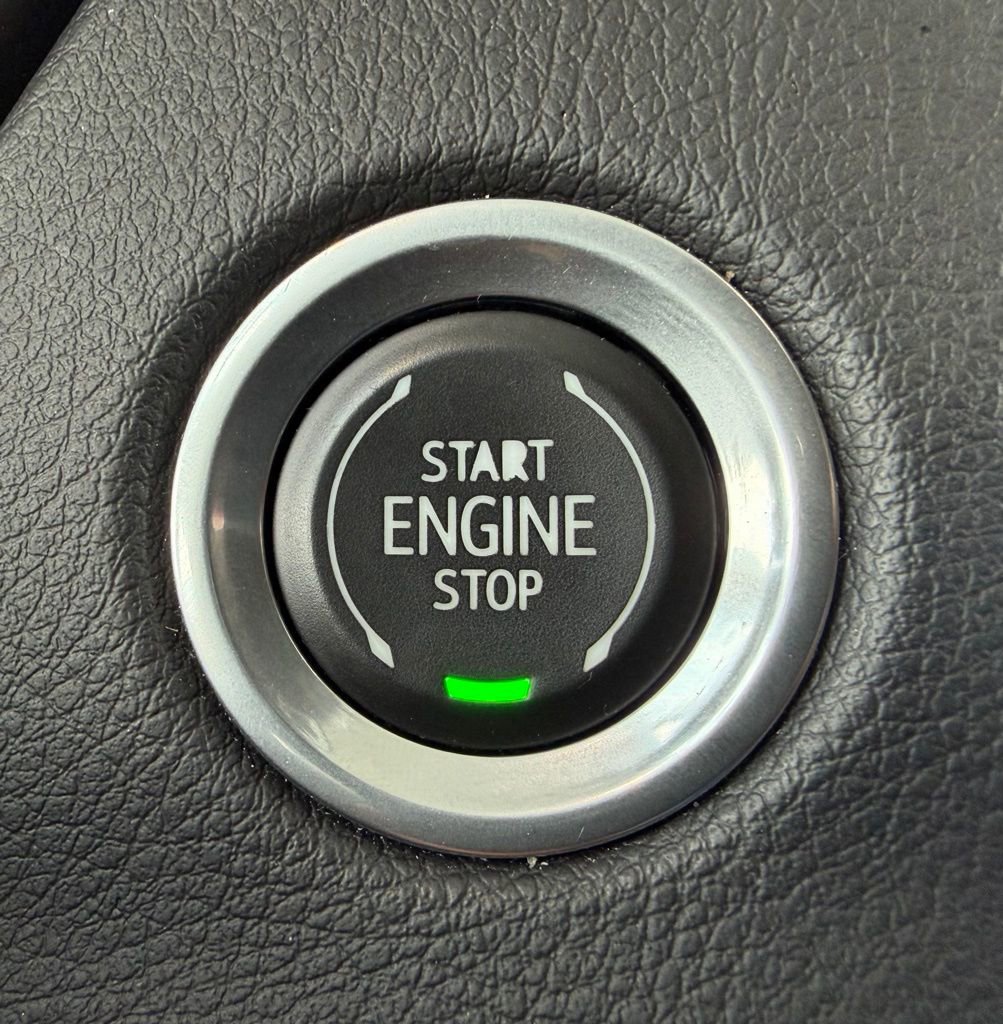 Used 2023 Cadillac XT4 Sport w/ LPO, Onyx Lite Package AWD/4WD image 20