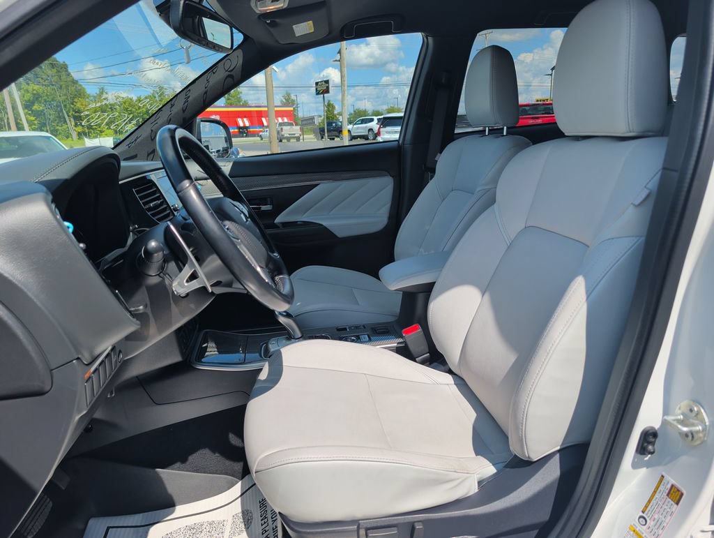 Used 2019 Mitsubishi Outlander SEL AWD/4WD image 8