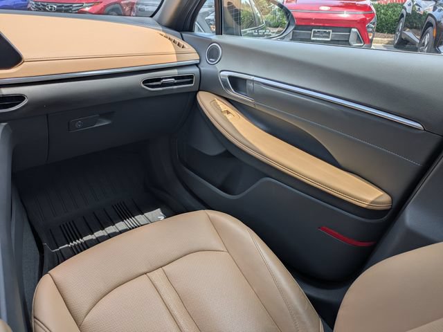 Used 2023 Hyundai Sonata Limited FWD image 16
