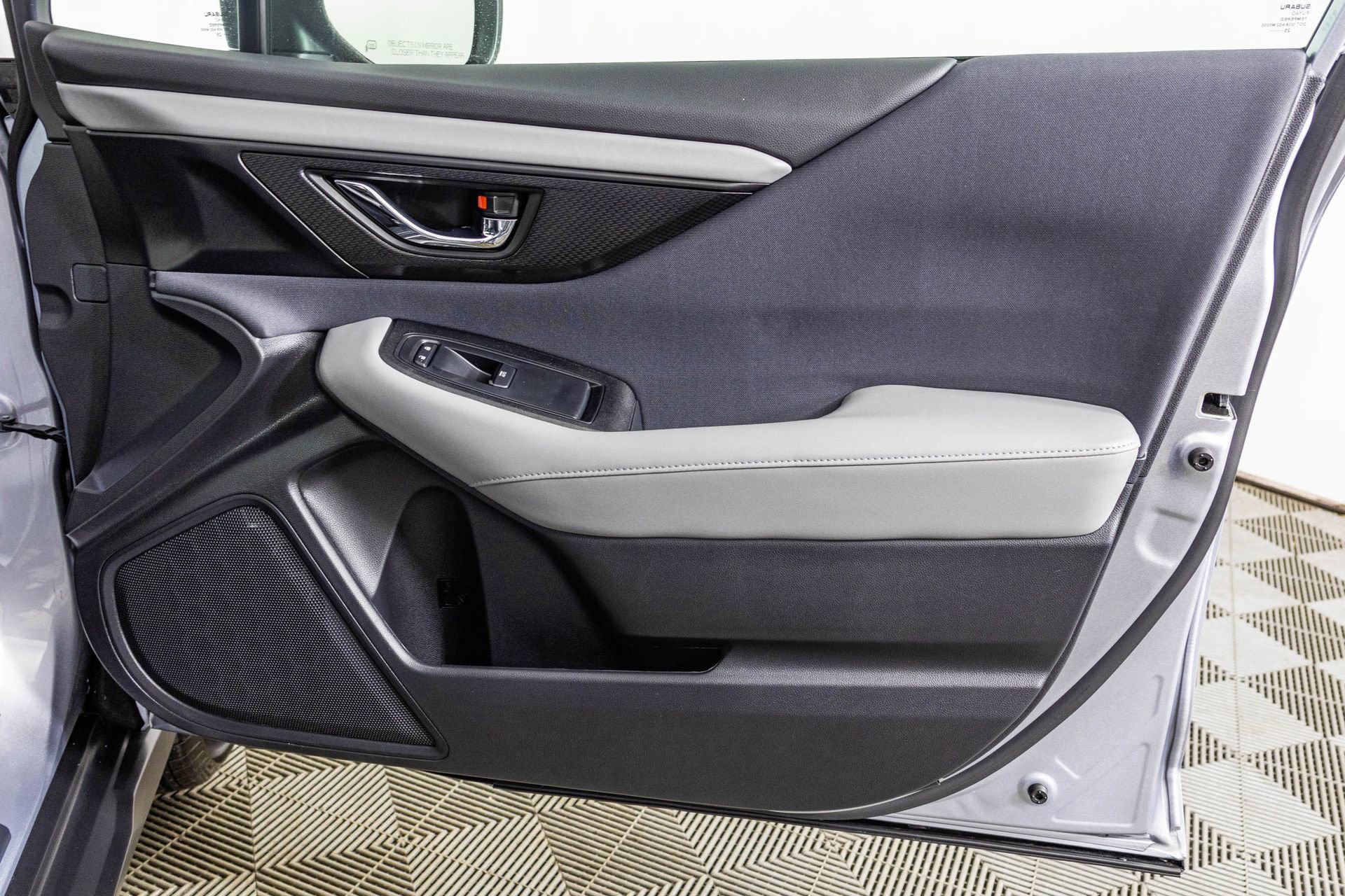 Used 2025 Subaru Outback Premium image 46