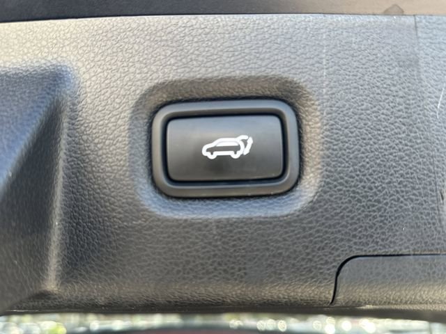 Certified 2023 Hyundai Santa Fe Limited image 12