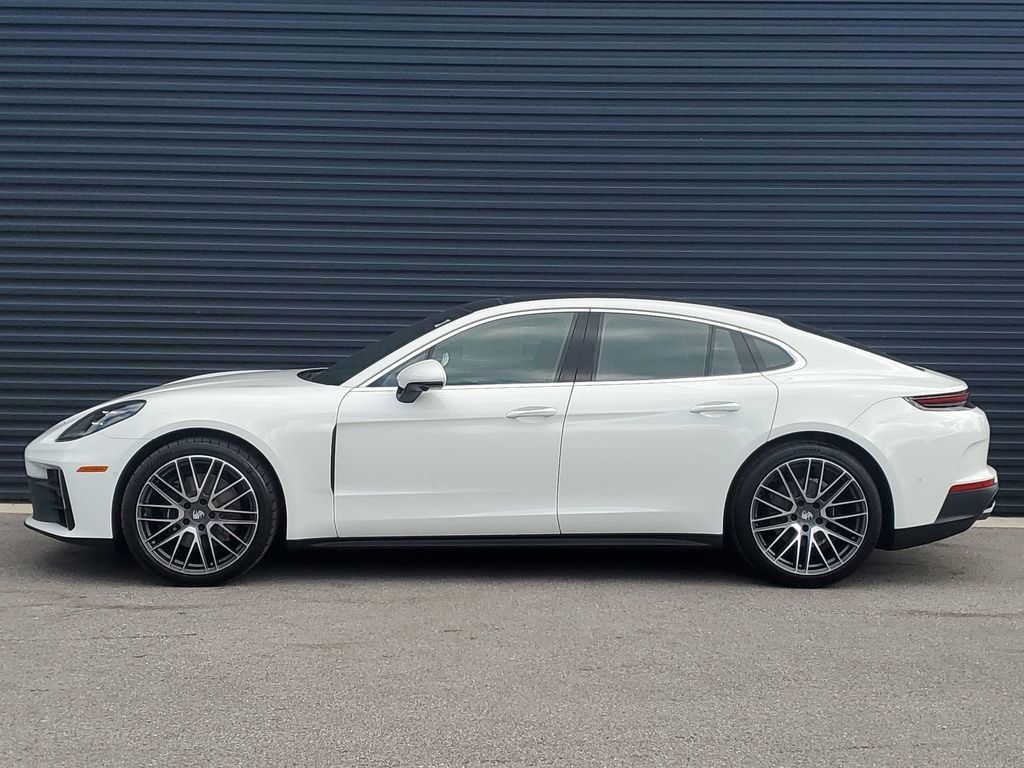 New 2026 Porsche Panamera image 2