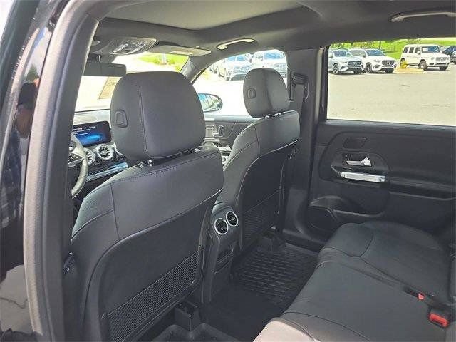 Used 2026 Mercedes-Benz GLB 250 4MATIC image 19