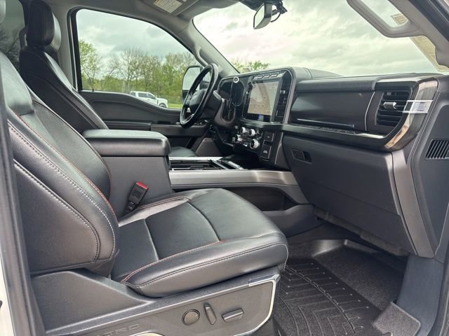 Used 2023 Ford F350 Lariat w/ Chrome Package image 21