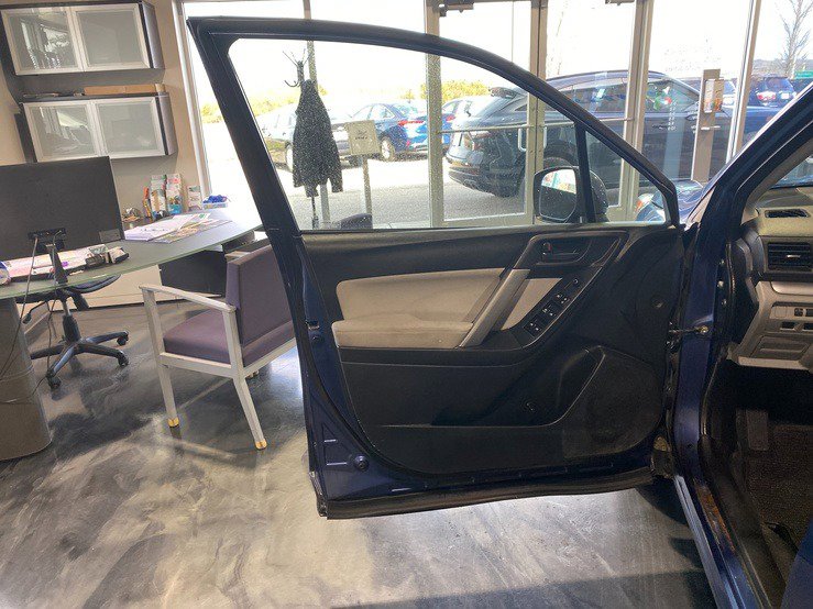 Used 2014 Subaru Forester 2.5i Premium image 11