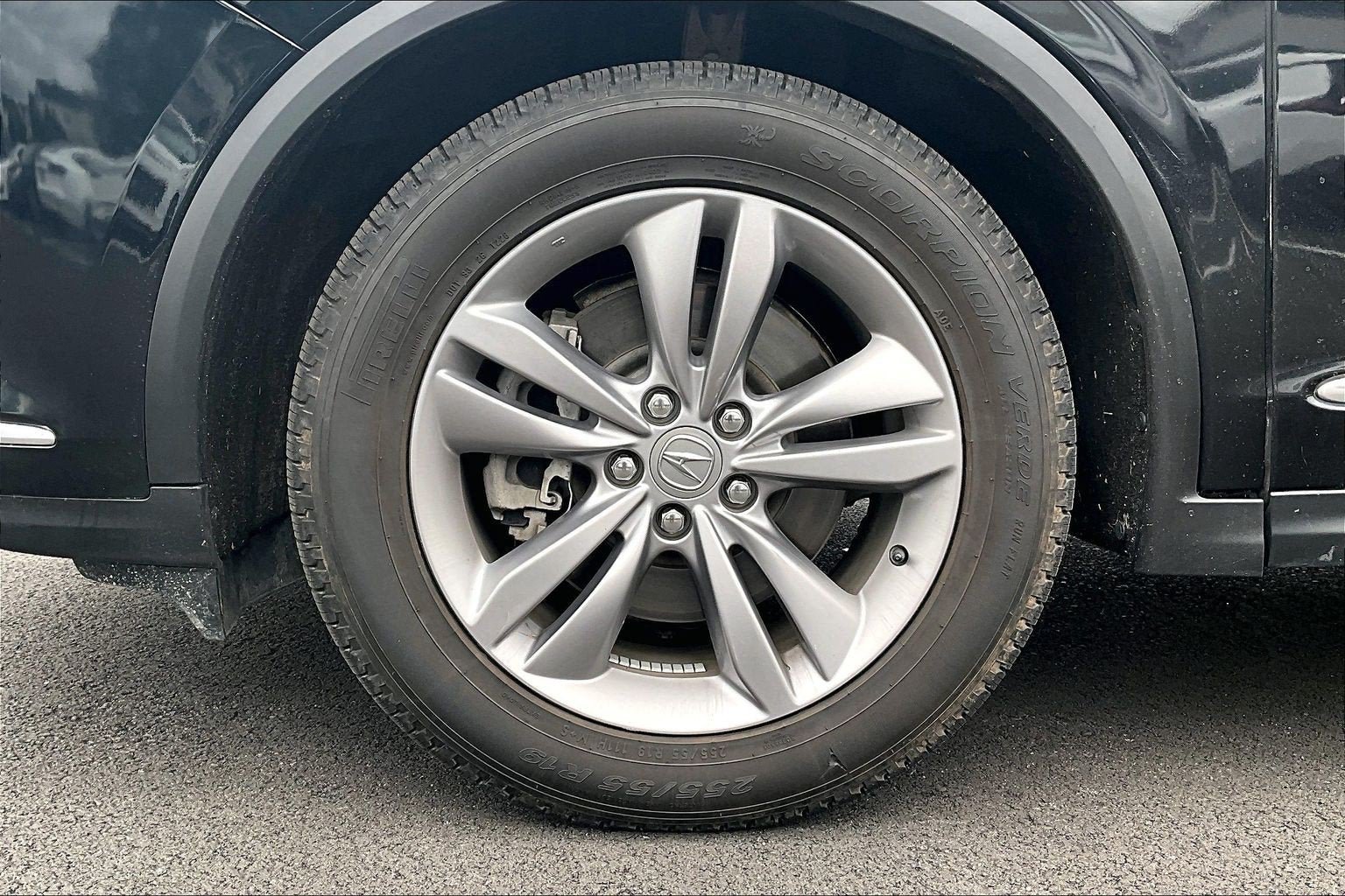 Used 2023 Acura MDX SH-AWD image 9
