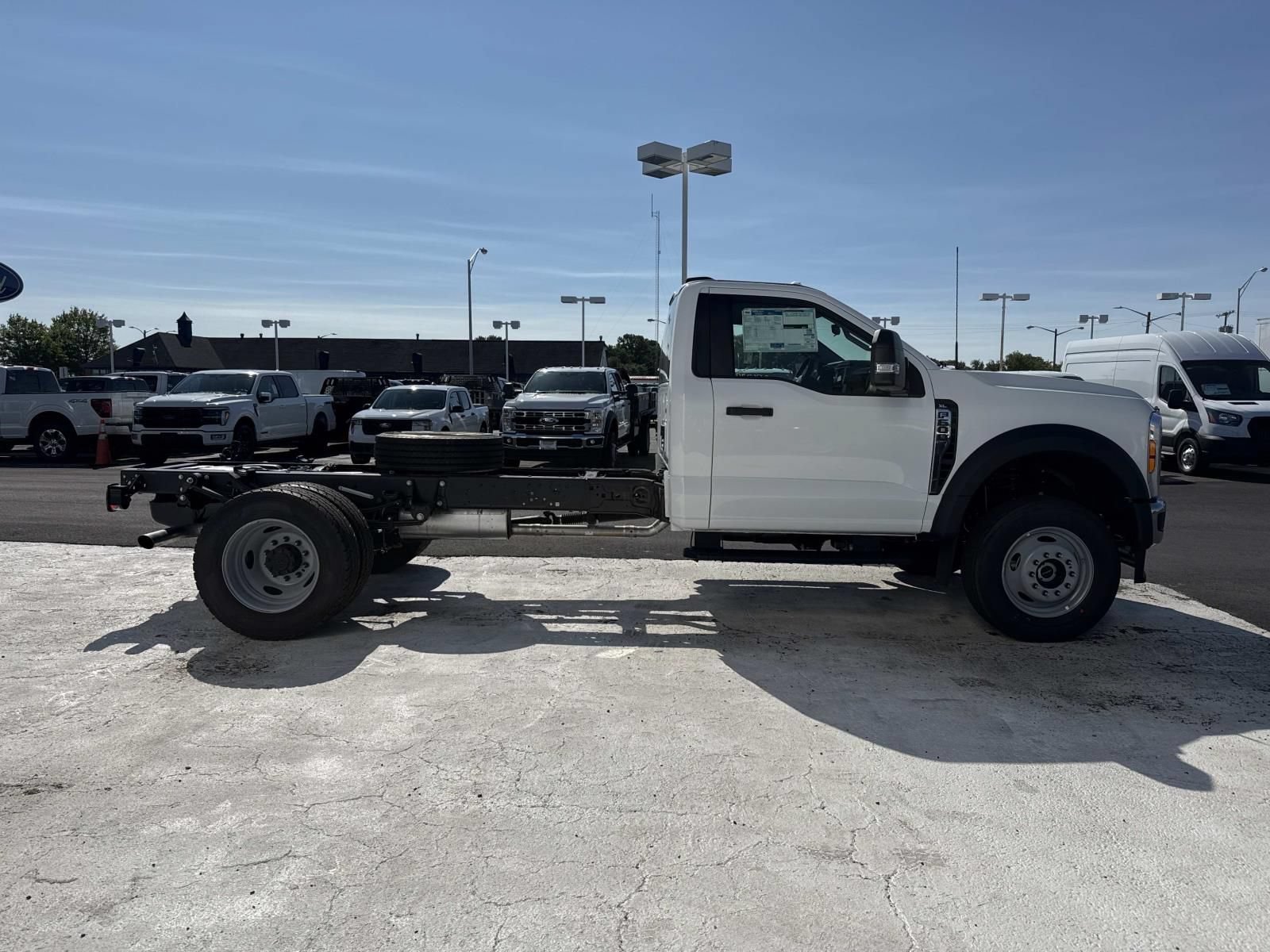 New 2026 Ford F600 4x4 Regular Cab Super Duty w/ XL Chrome Package image 2
