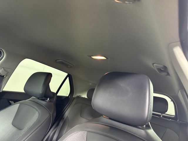 Used 2025 Kia Niro Wind w/ Wind Preserve Package image 12