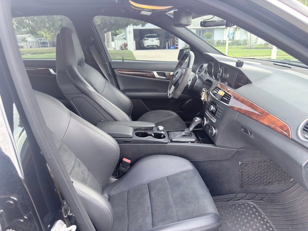 Used 2013 Mercedes-Benz C 63 AMG Sedan image 35