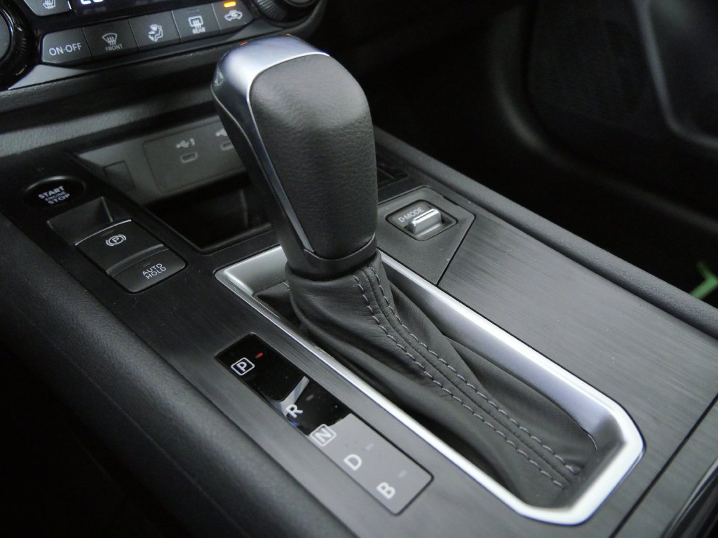 New 2027 Nissan Kicks SV AWD/4WD image 30