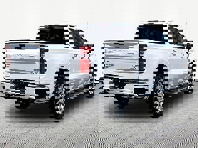 Used 2019 Chevrolet Silverado 1500 High Country w/ Technology Package image 6