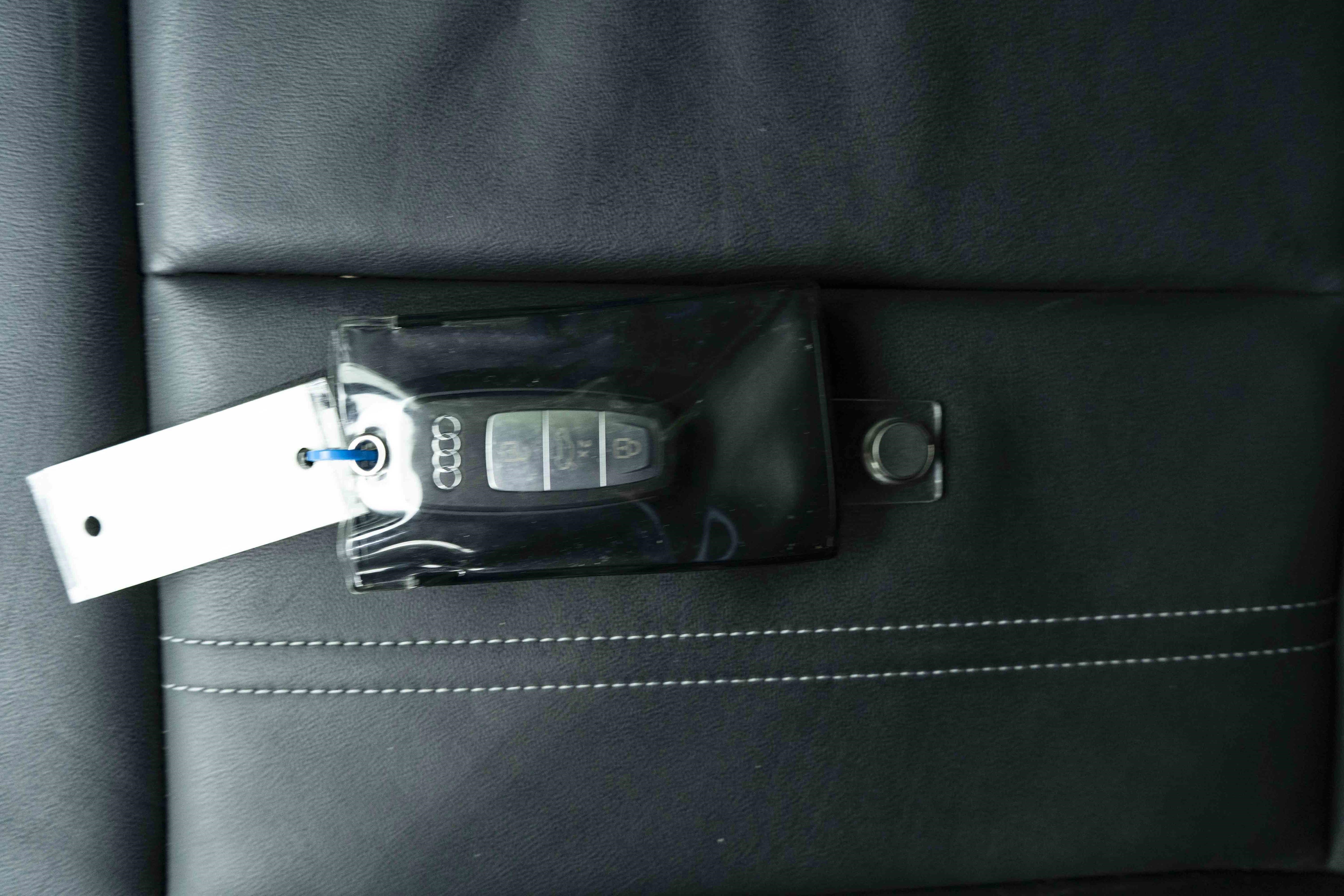 Used 2023 Audi Q4 e-tron Premium Plus AWD/4WD image 37