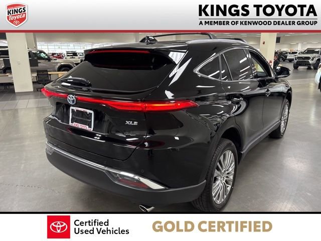 Certified 2024 Toyota Venza XLE image 8