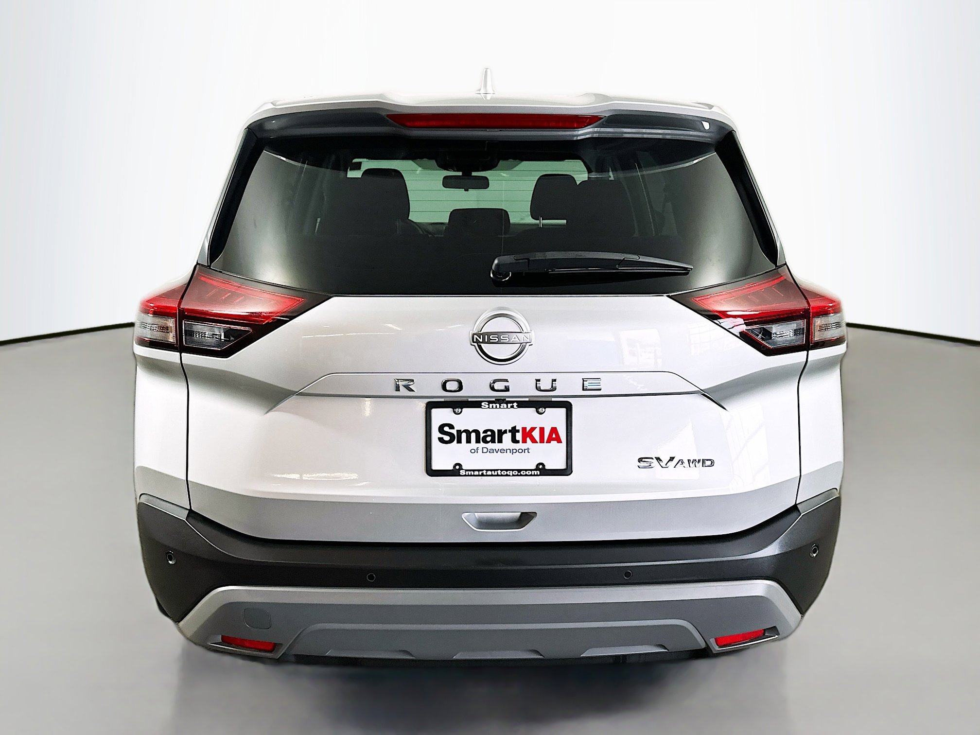Used 2023 Nissan Rogue SV AWD/4WD image 6