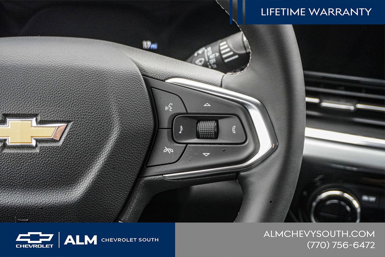 New 2025 Chevrolet Trax LT w/ Driver Confidence Package FWD image 28