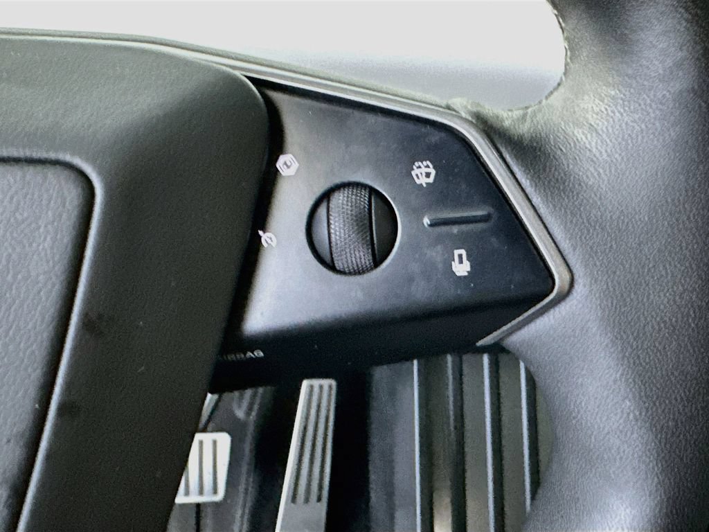 Used 2024 Tesla Cybertruck AWD Crew Cab image 25