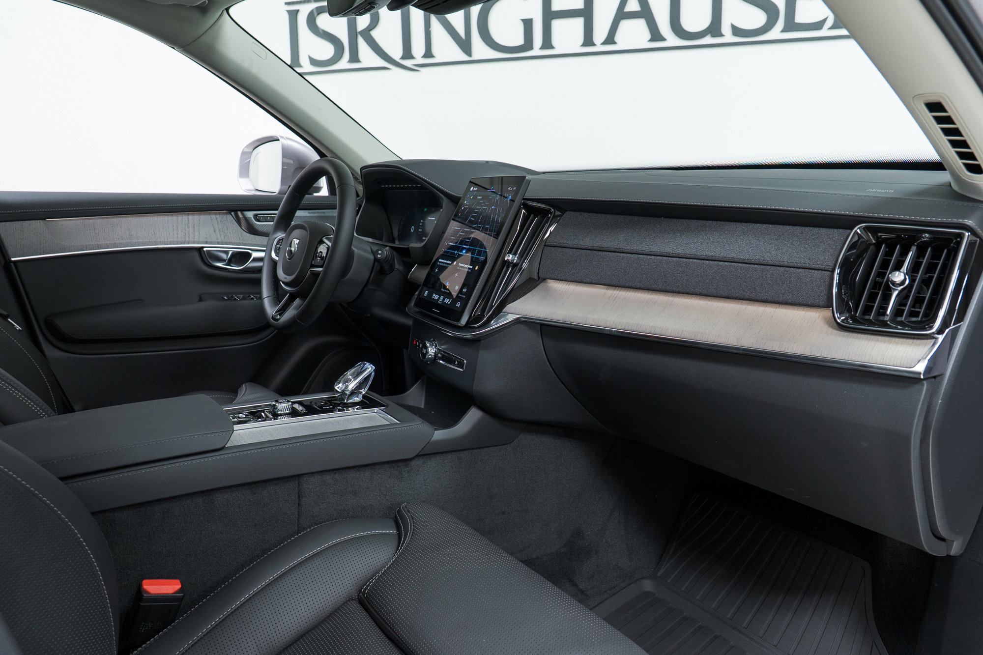 New 2026 Volvo XC90 B5 Ultra w/ Protection Package image 21