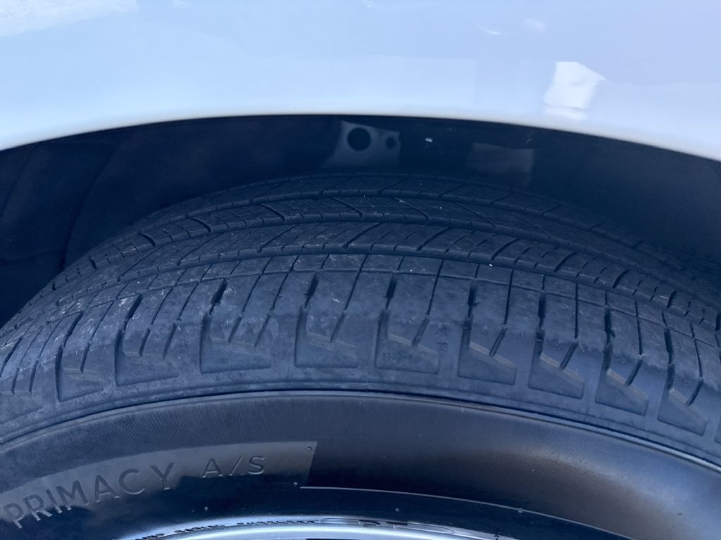 Used 2024 Chevrolet Equinox LT FWD image 36